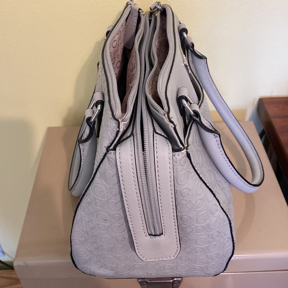 Guess Bag